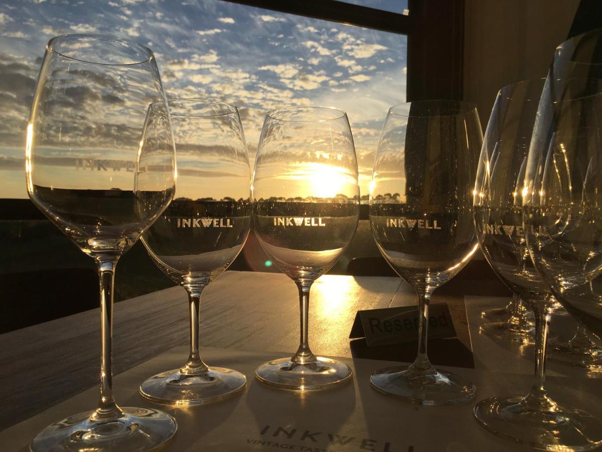 Hotel California Road At Inkwell Wines Mclaren Vale Esterno foto