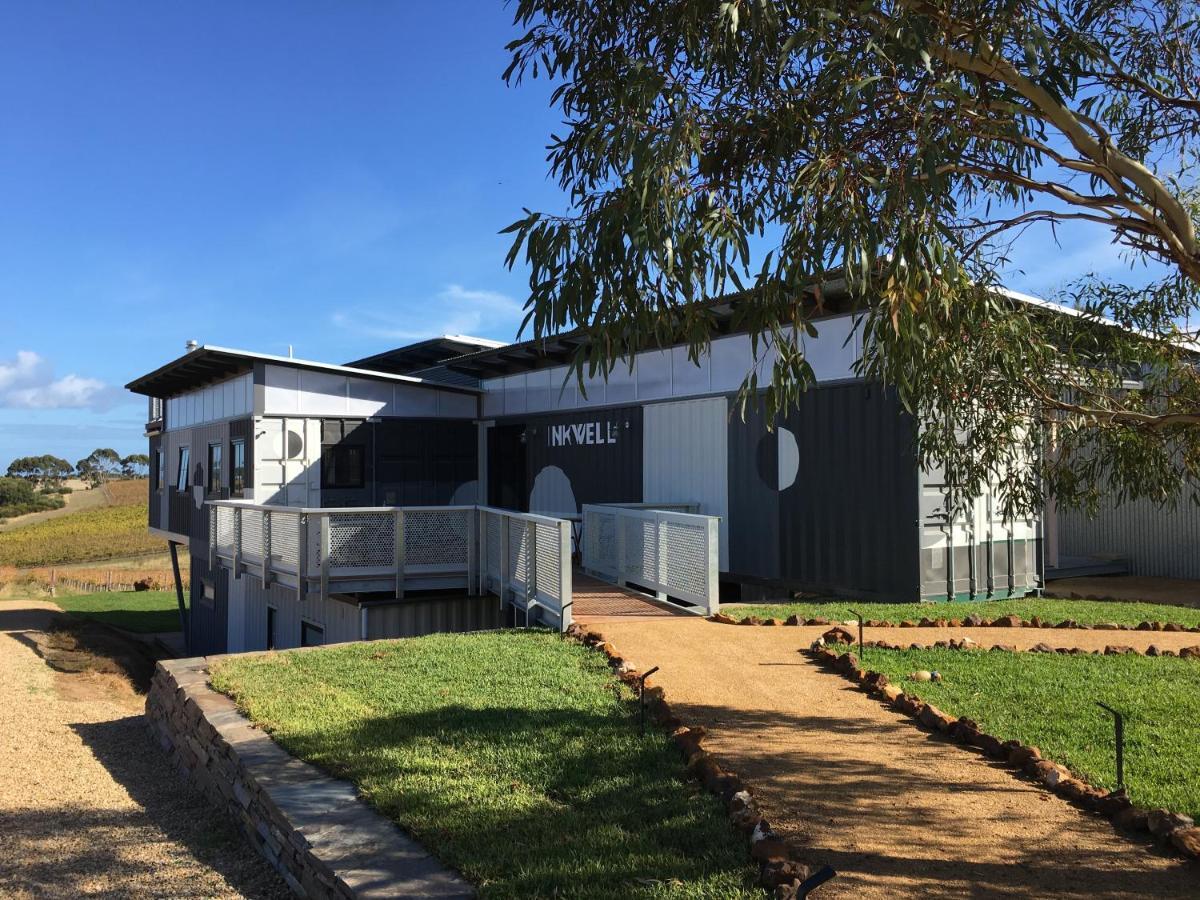 Hotel California Road At Inkwell Wines Mclaren Vale Esterno foto