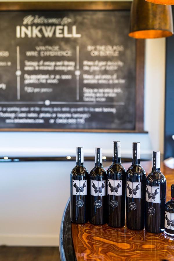 Hotel California Road At Inkwell Wines Mclaren Vale Esterno foto